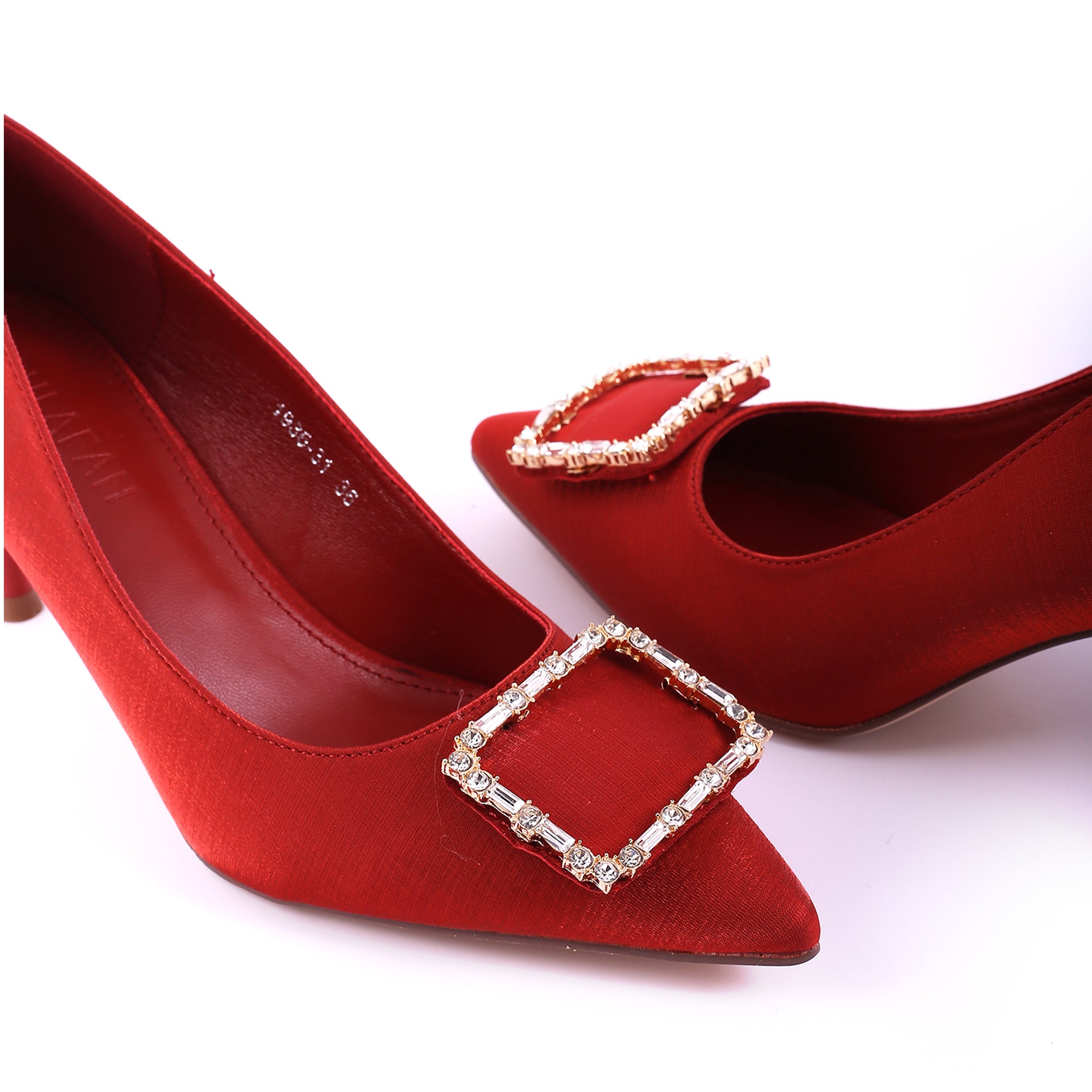 1752, Red
