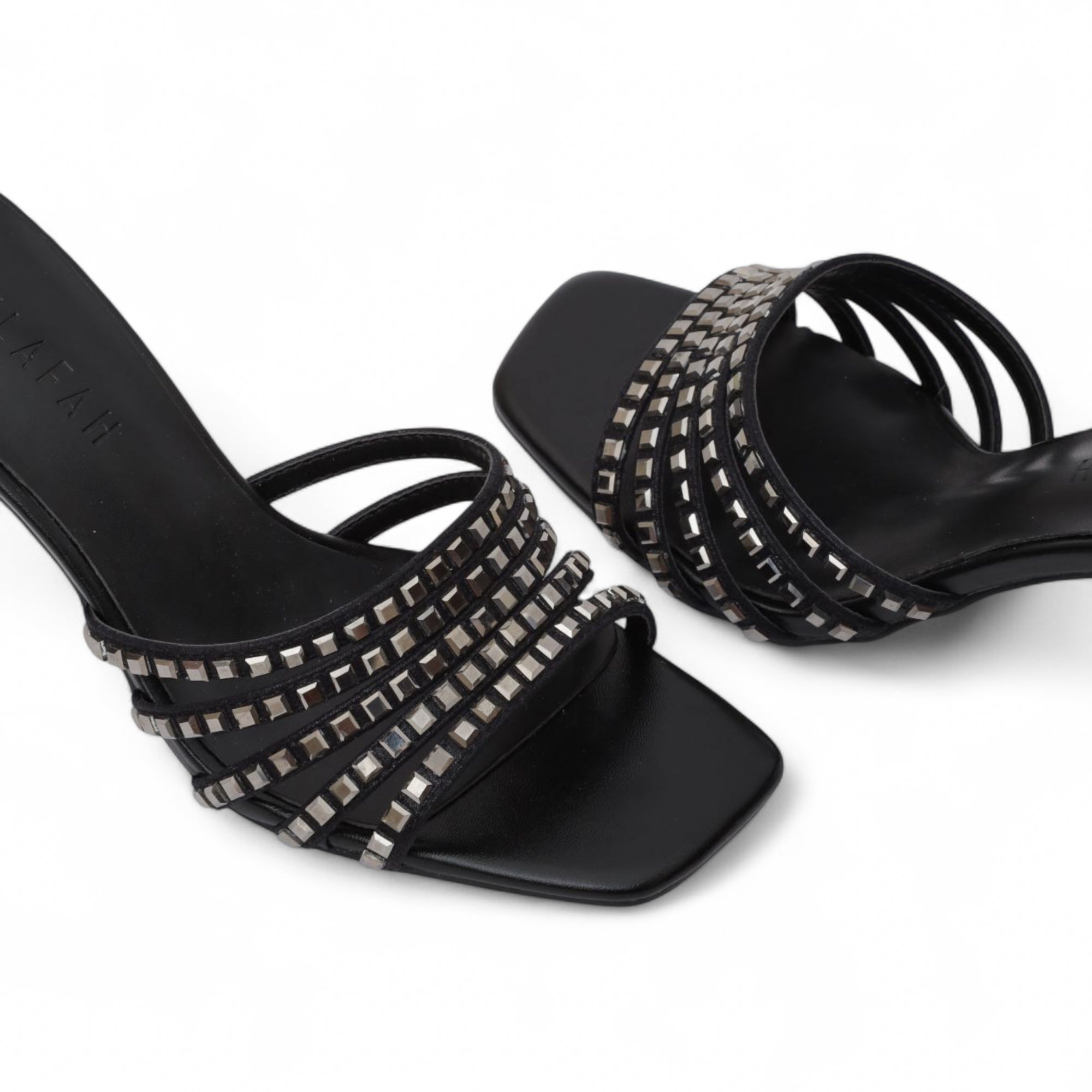 1824, Black