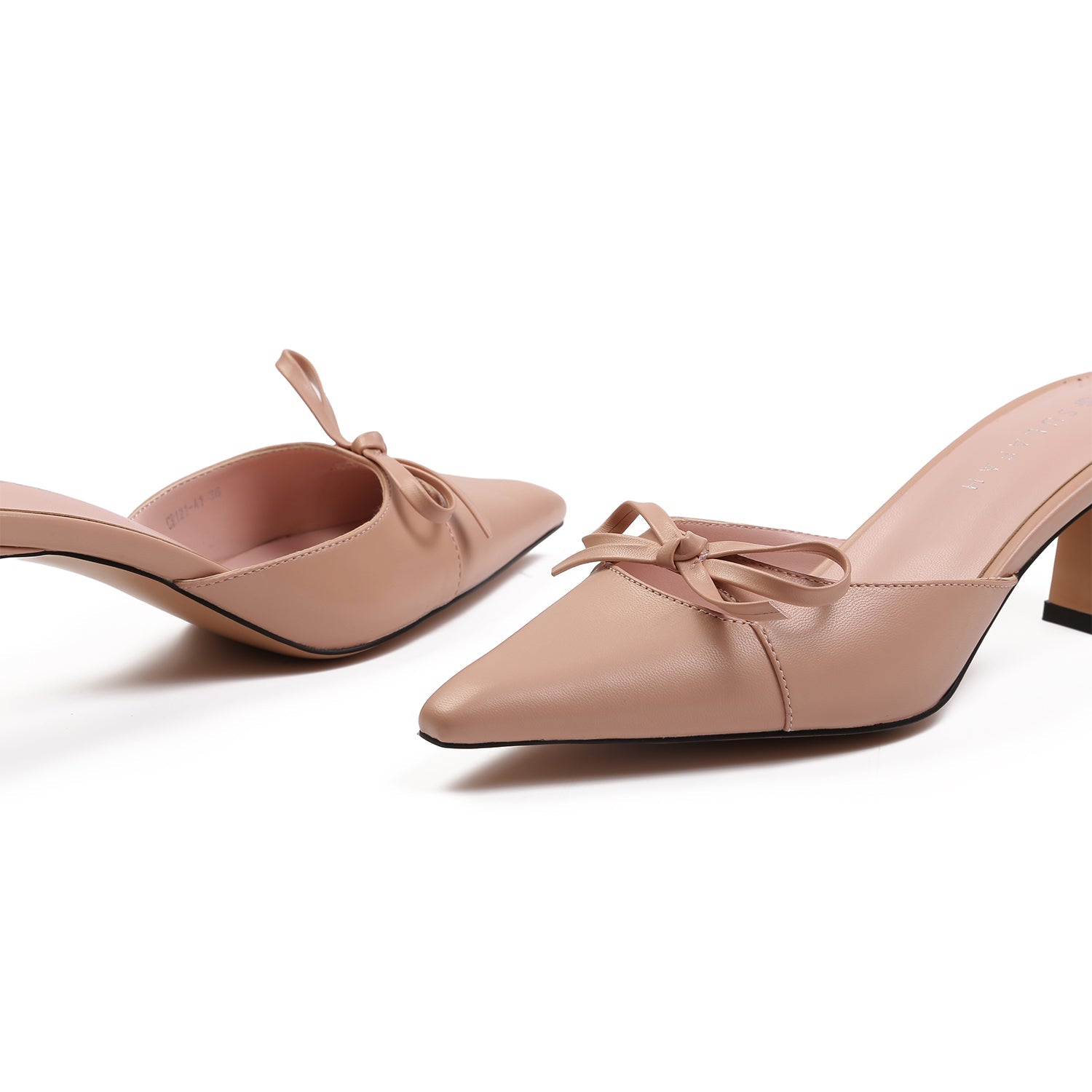 Zayana Pink - 1942