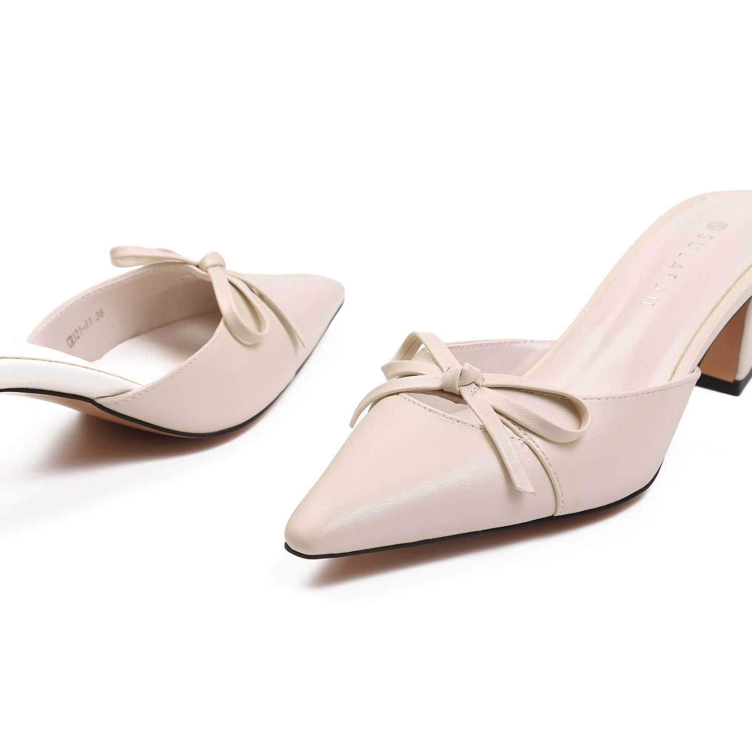 Zayana White - 1942