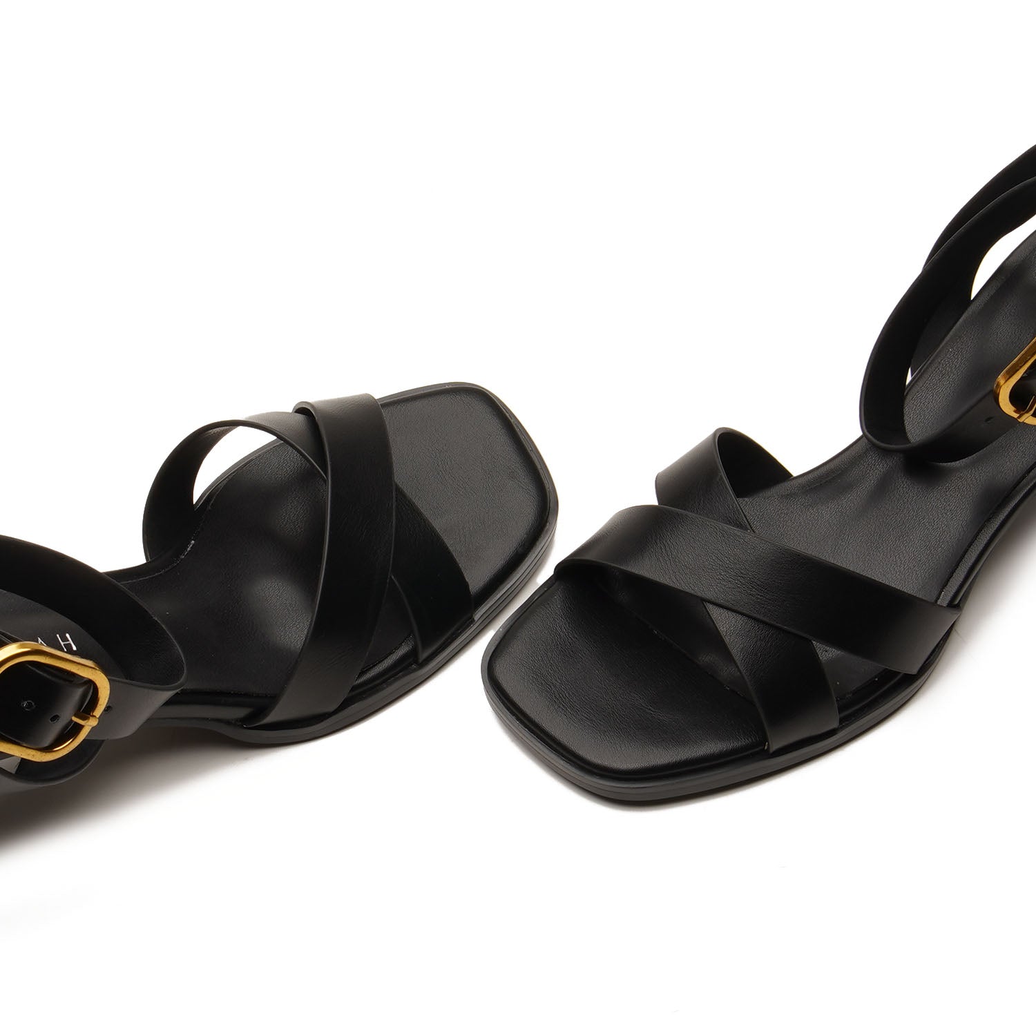 Anari Black - 2084