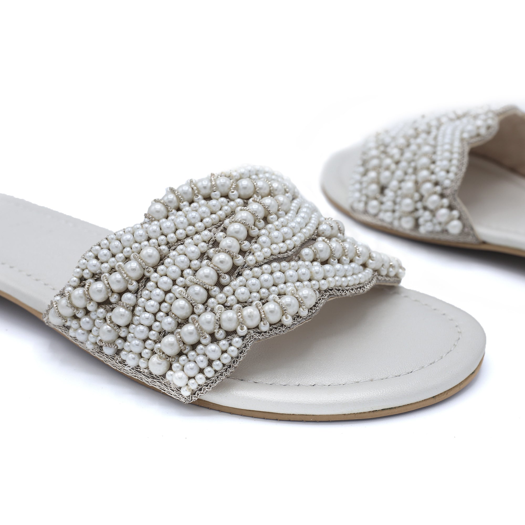9117, White