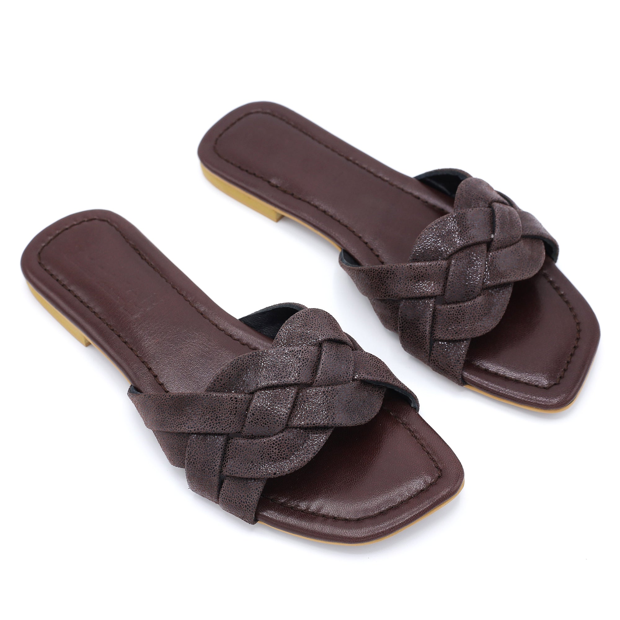 9226, Maroon
