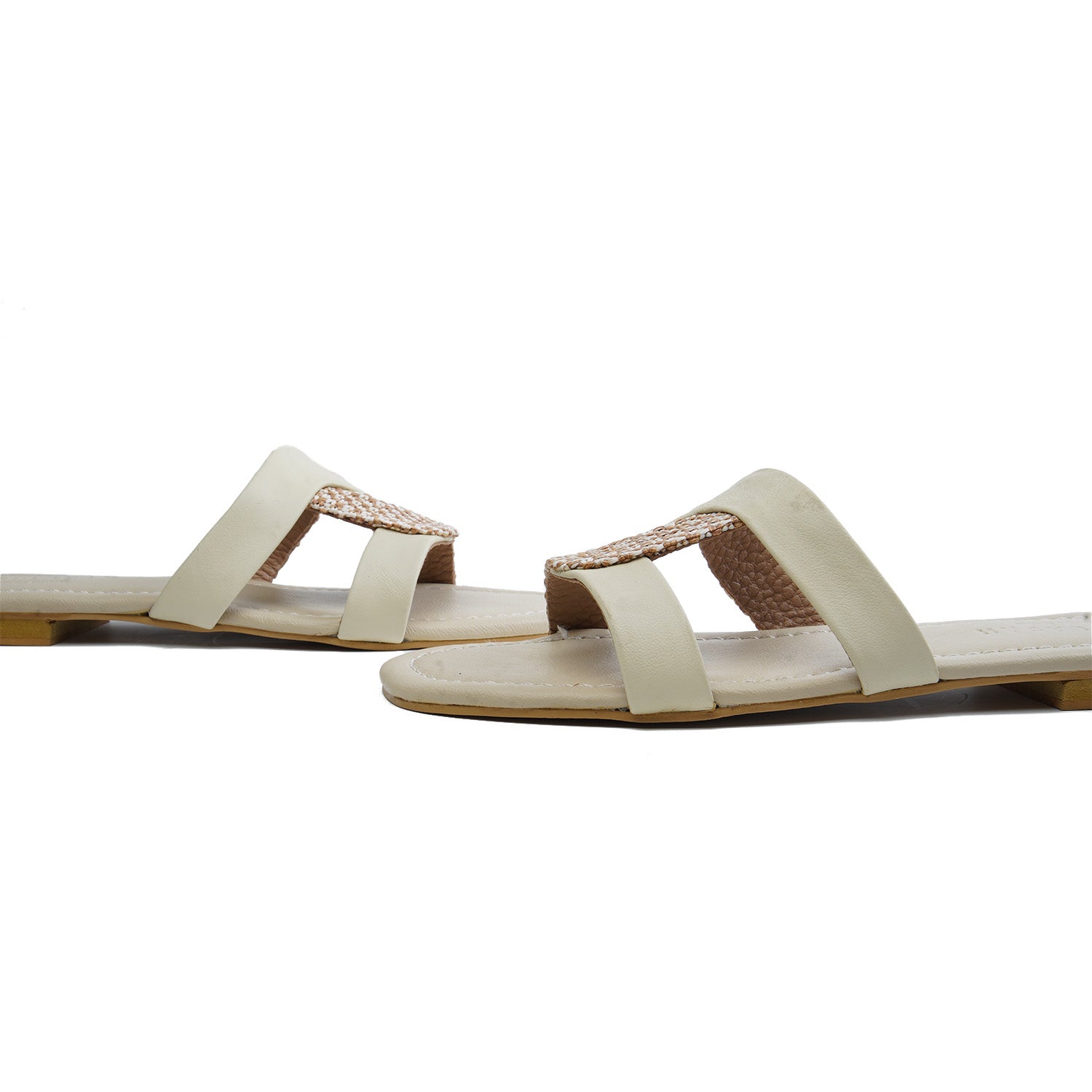 Zarin White - 9393