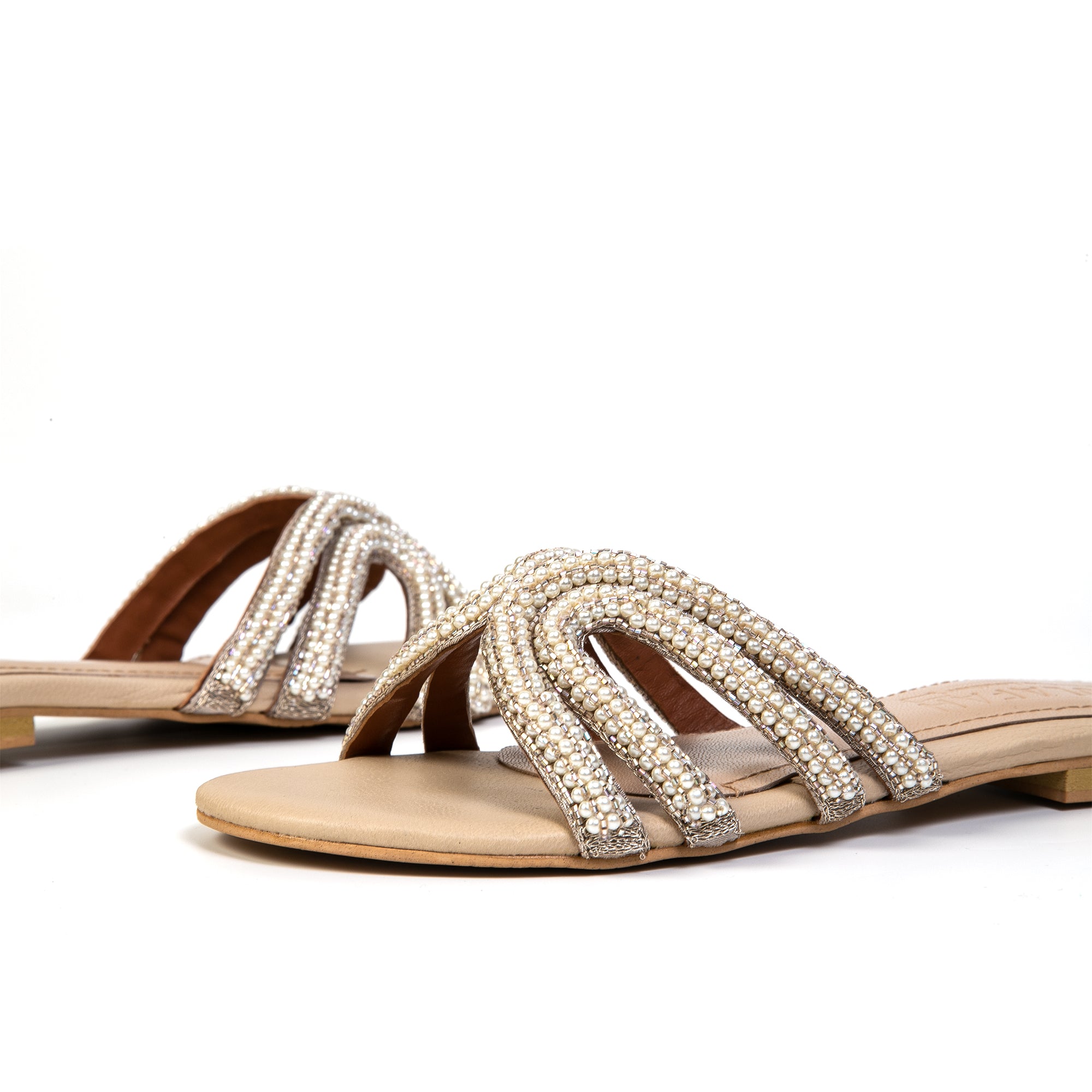 9404, Beige