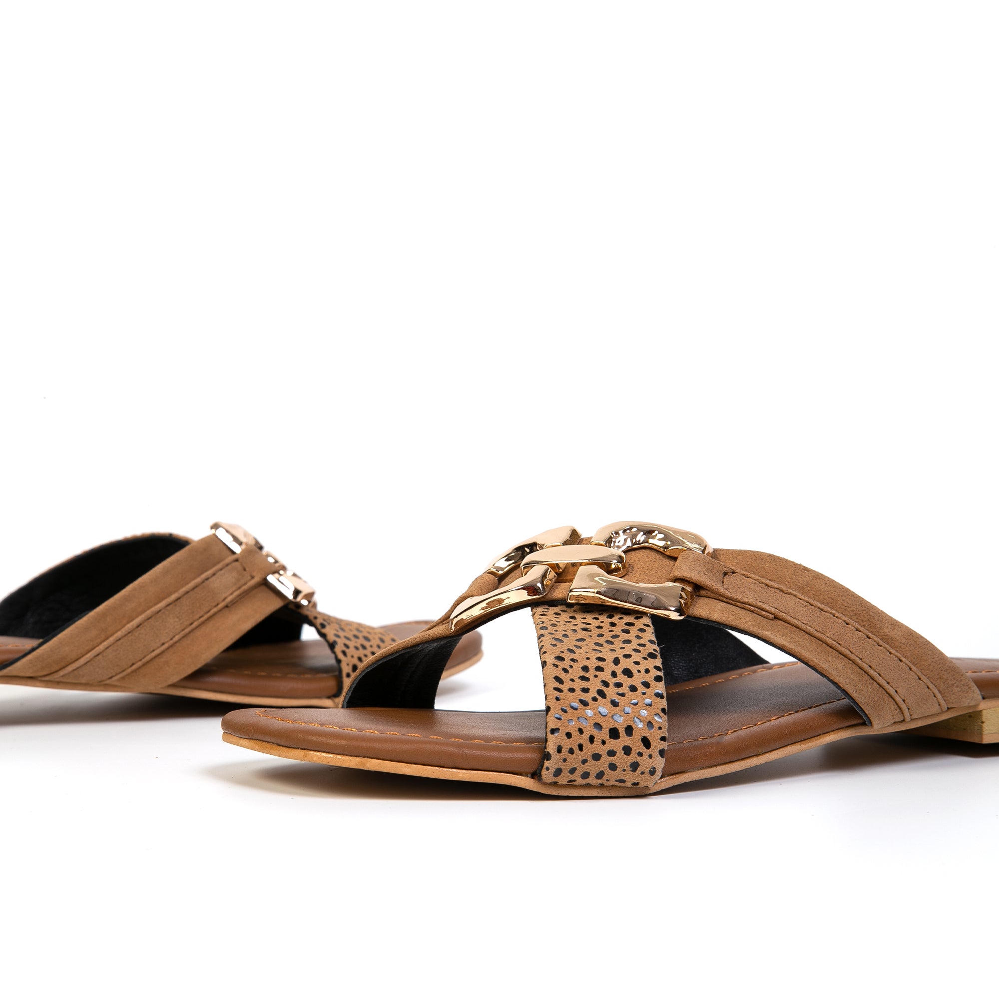 9407, Beige