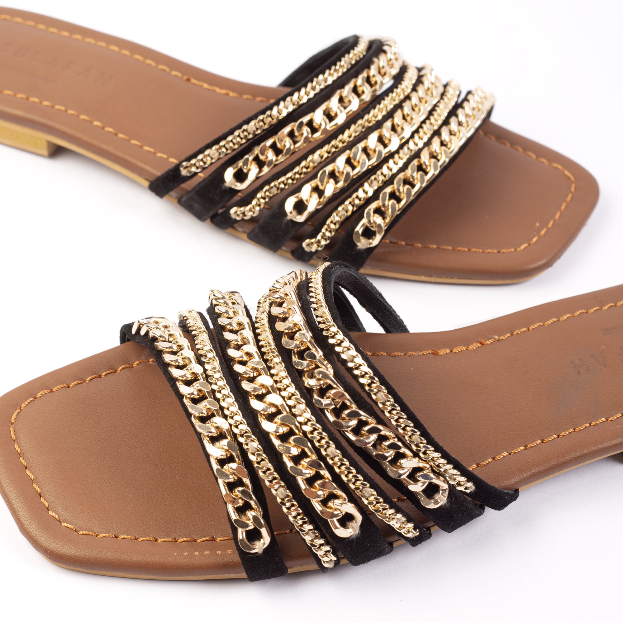 9428, Black