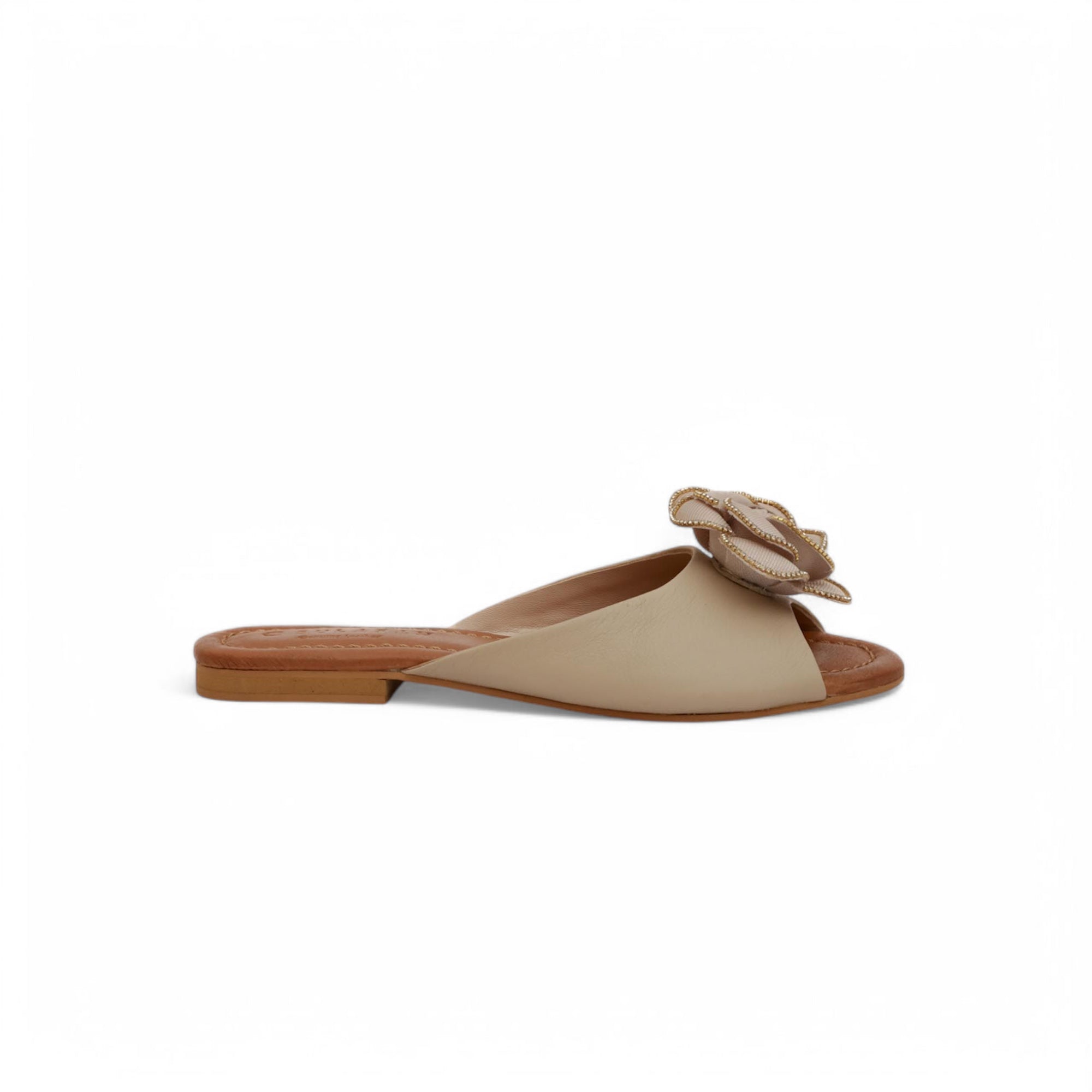 9539, Beige