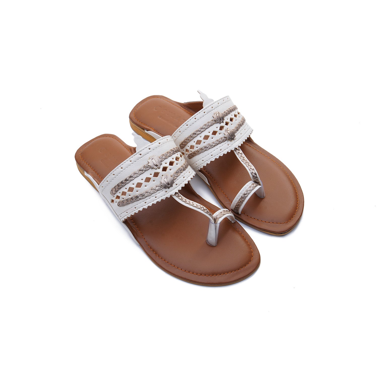 Amania White - 9740