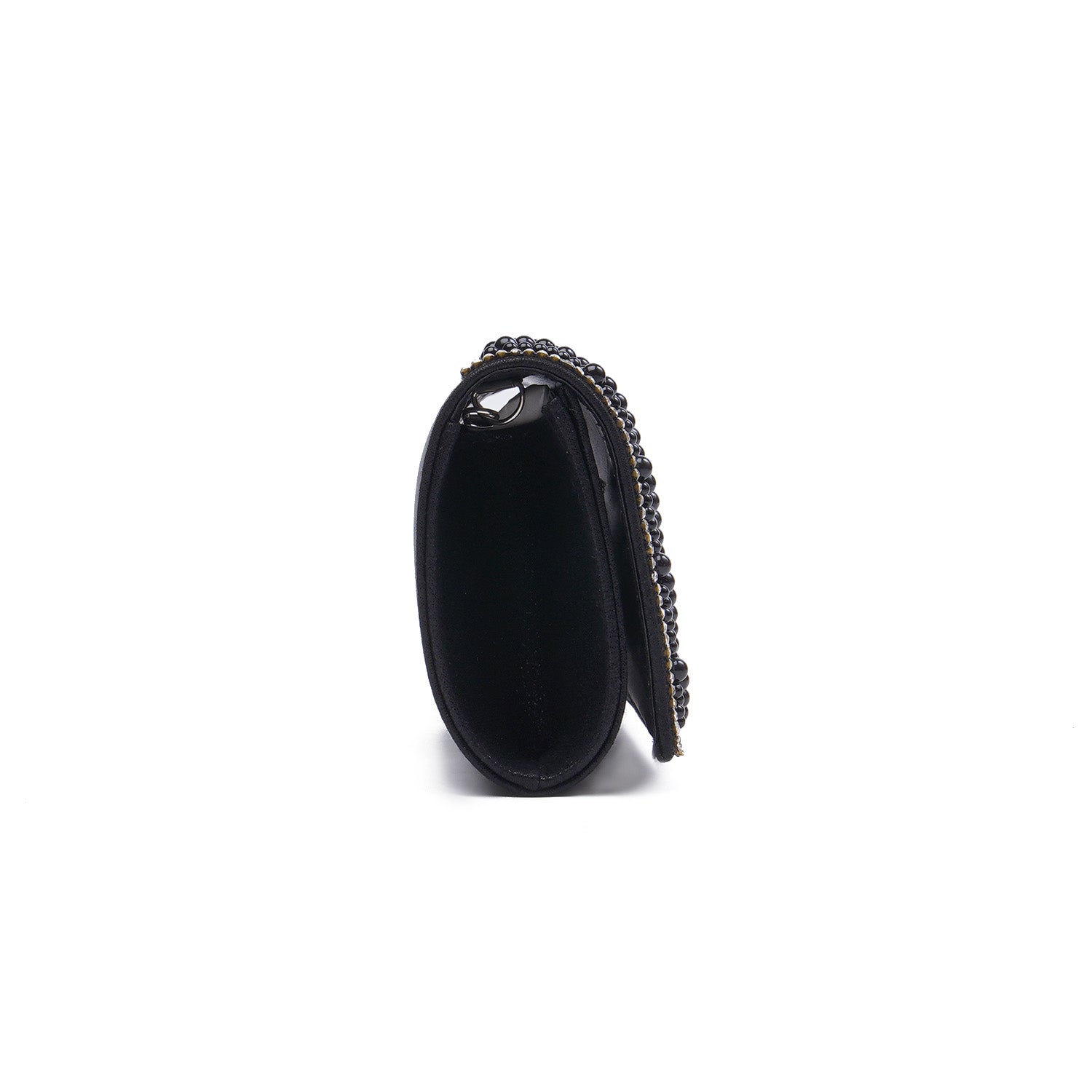CLS15, Black