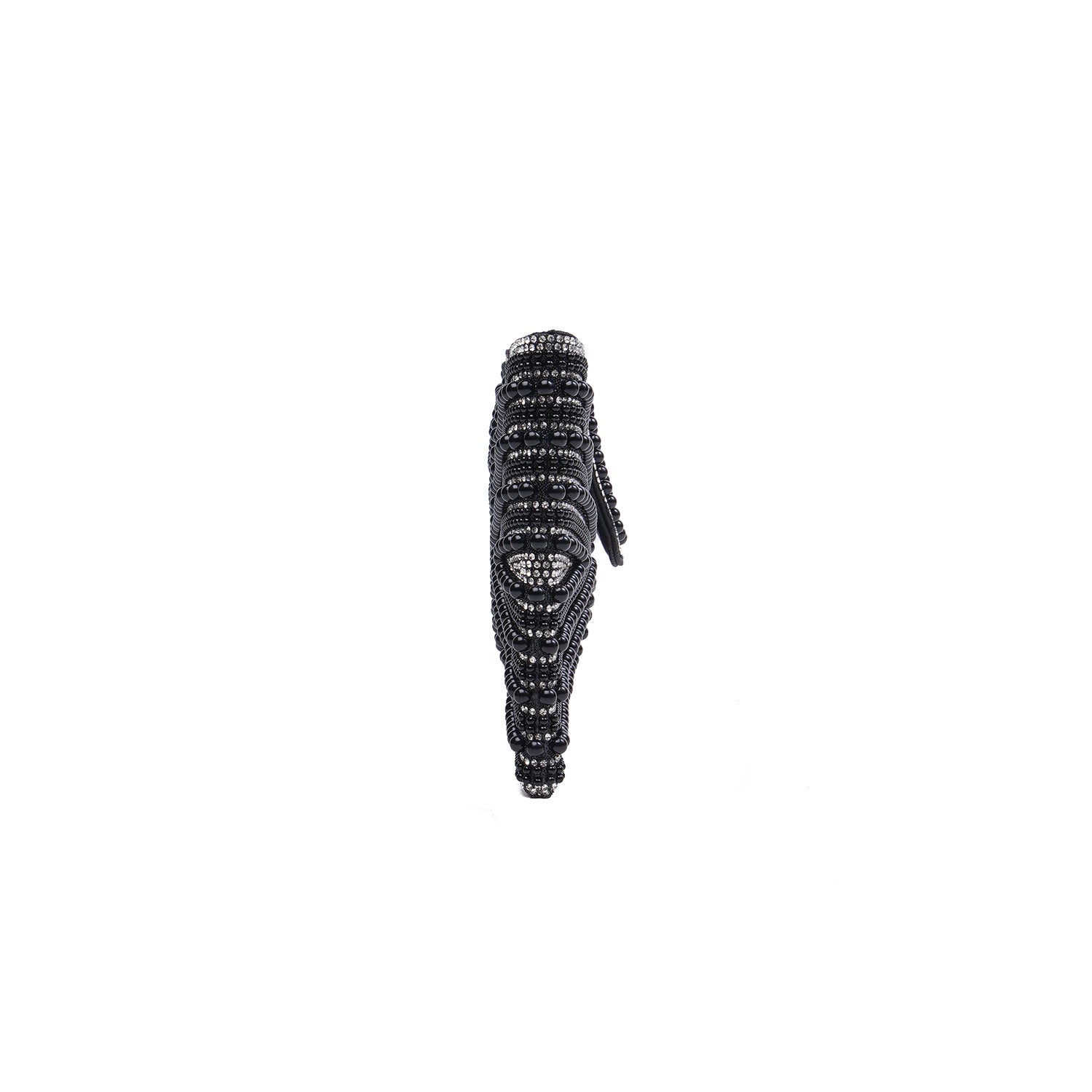CLS16, Black