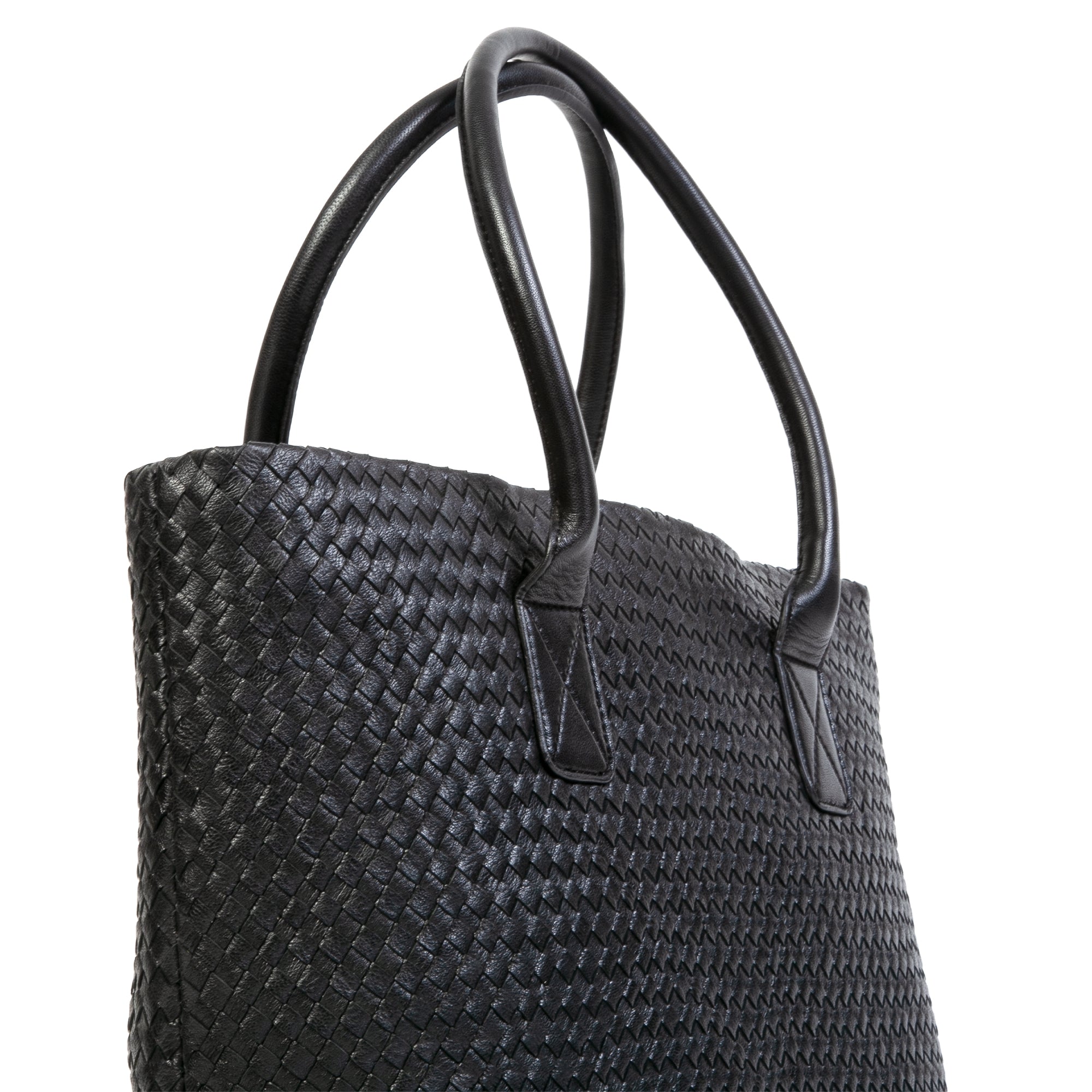 HB-03, Black