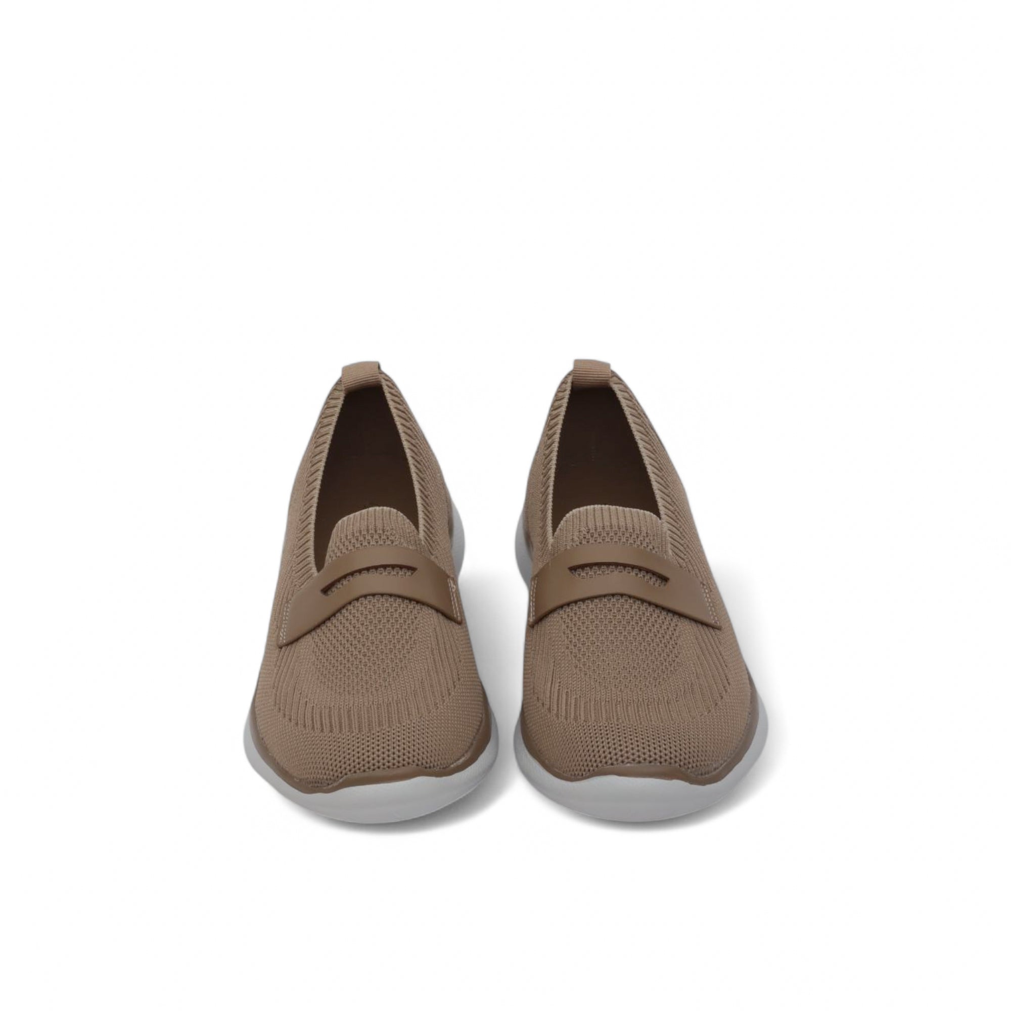 1840, Beige