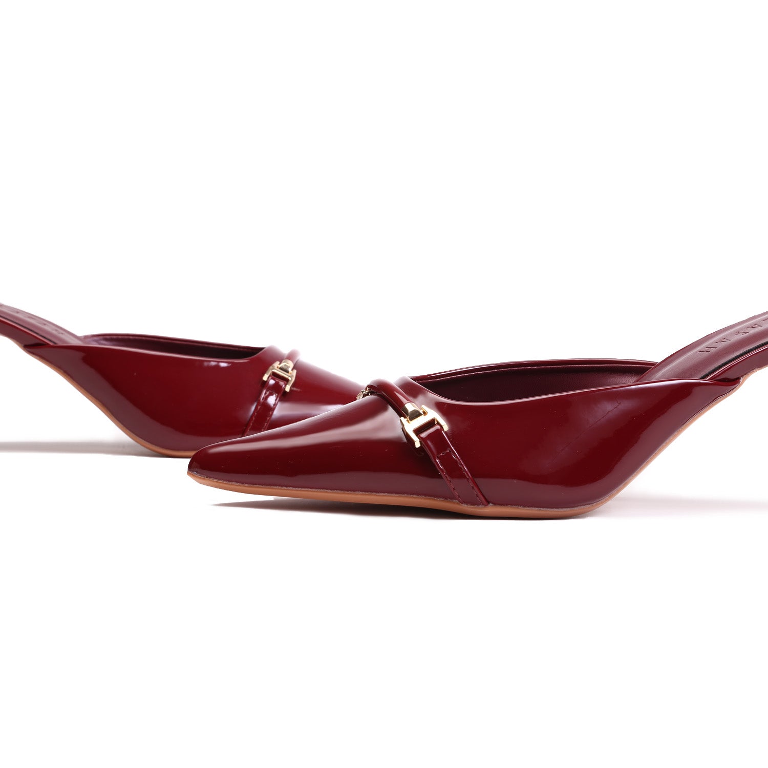 1979, Maroon