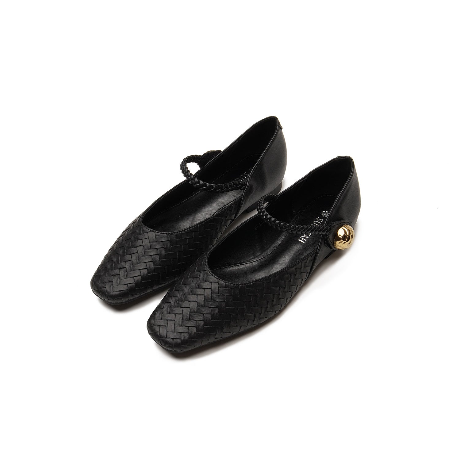 Anum Black - 2028