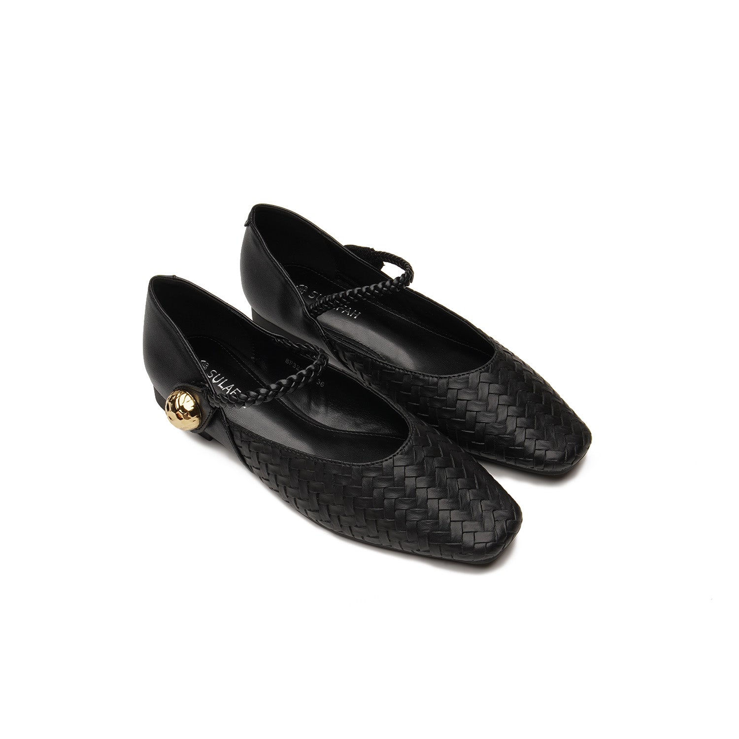 Anum Black - 2028