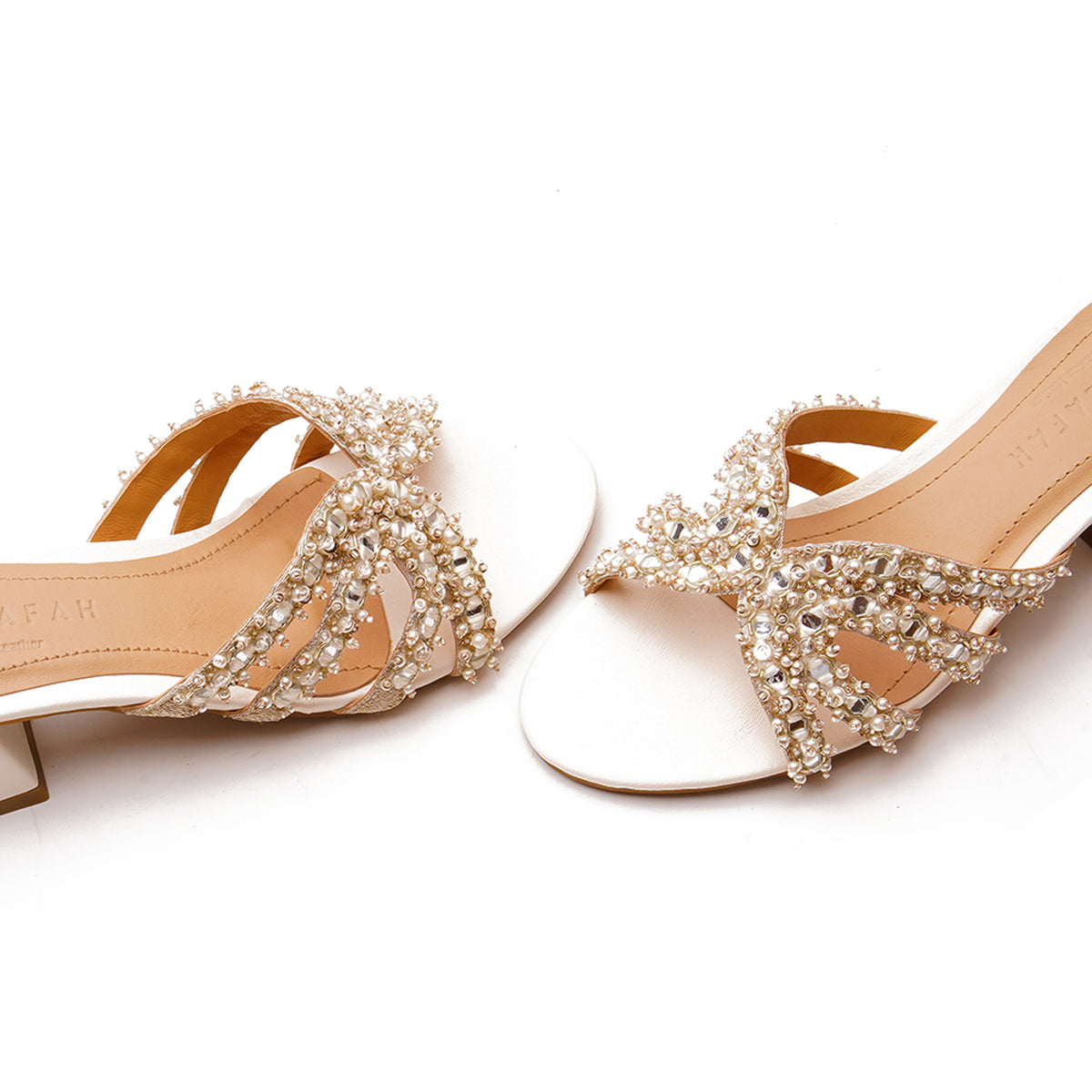 White - 9523