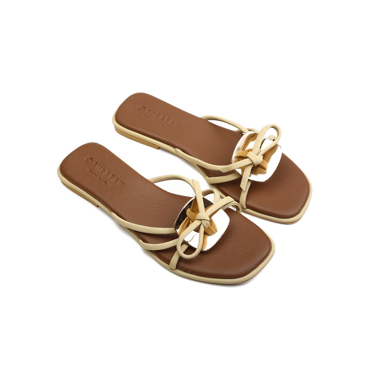 9597, Beige