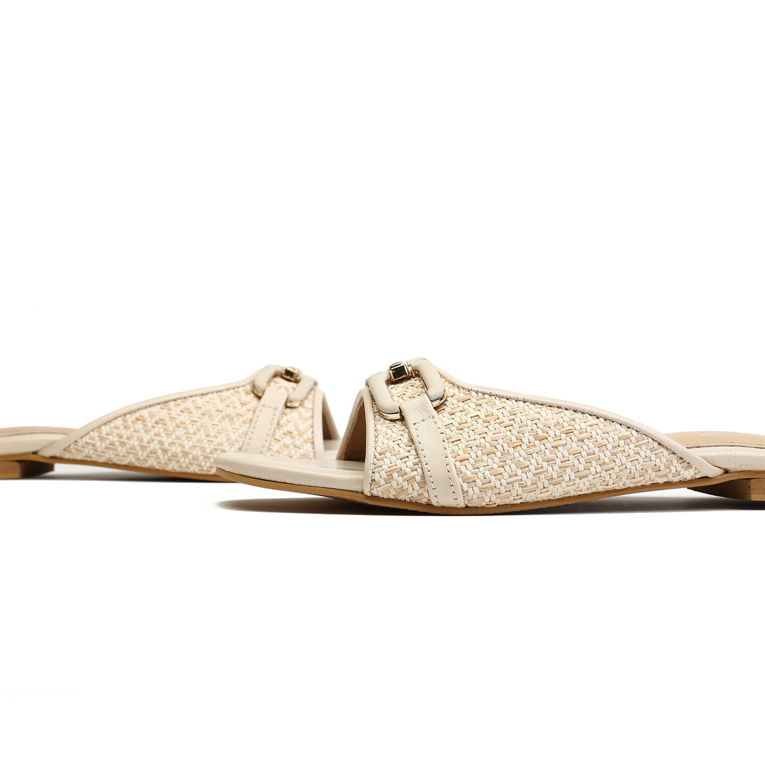 9642, Beige