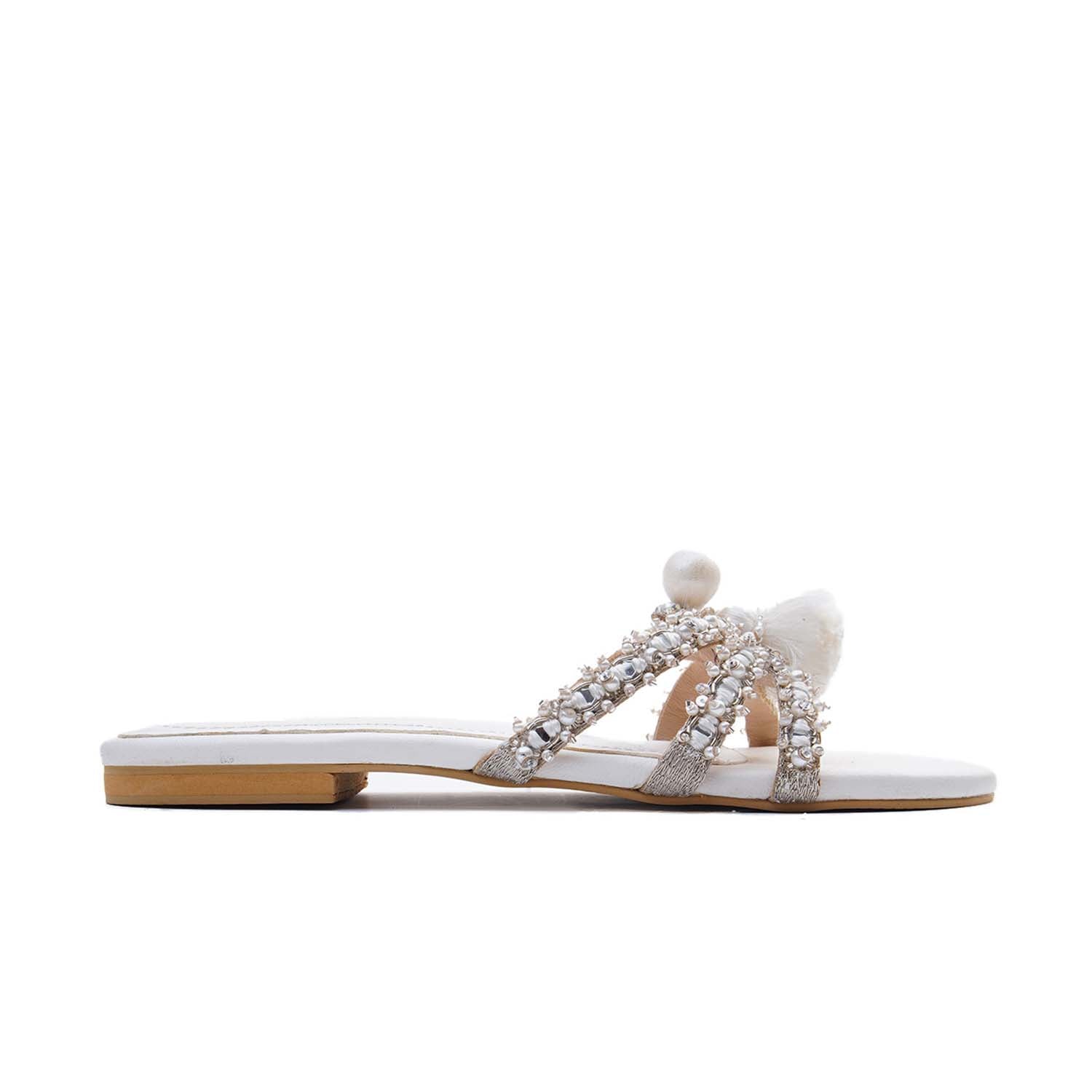 9739, White