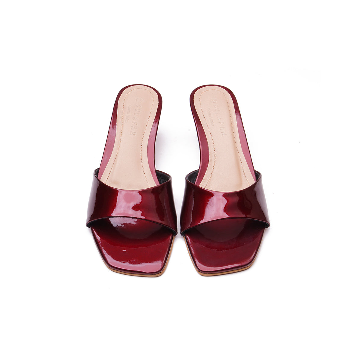 Maroon - 9780