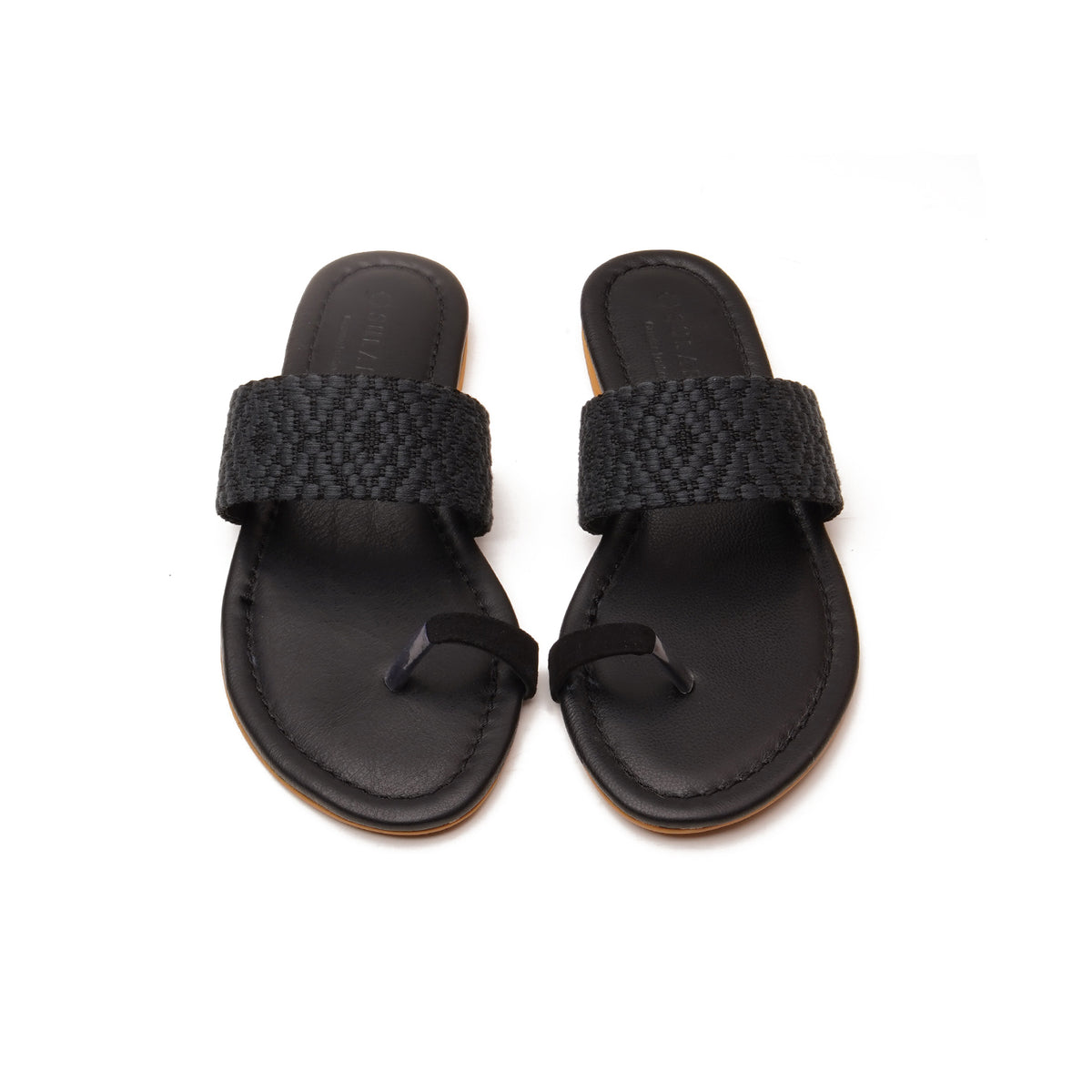 Avelina Black - 9788