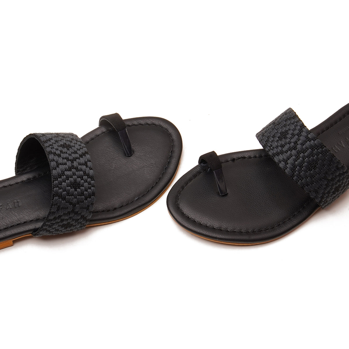 Avelina Black - 9788