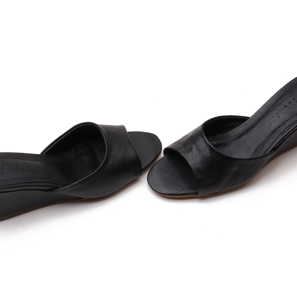 Bella Black - 9790