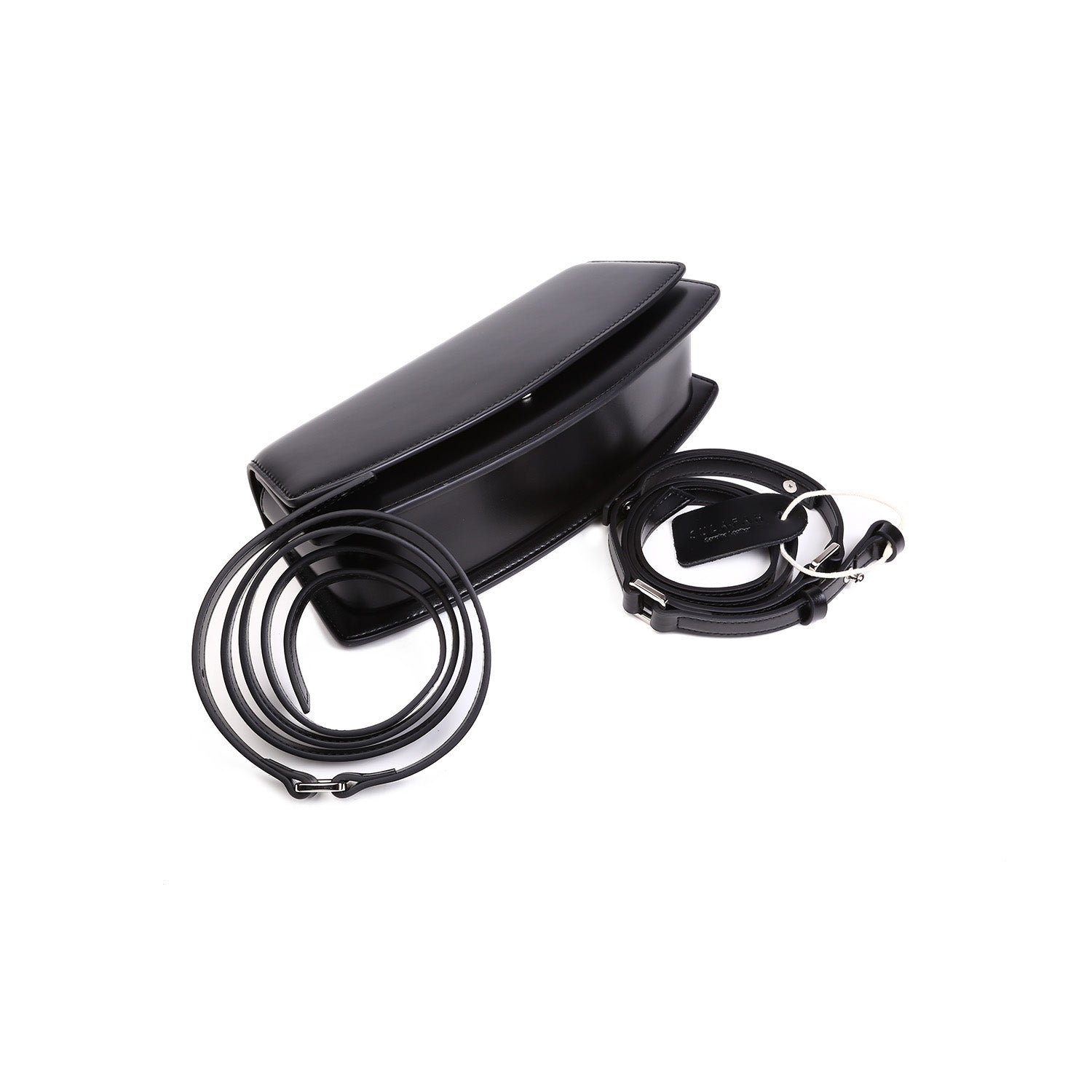 HBS106, Black